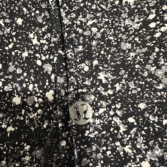 Lululemon🍋 Black and White Speckled Leggings Size 4 / 23” Inseam W/pockets - Picture 2 of 7